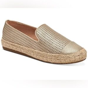 𝅺GOLD Charter Club Size 8 Jonii Espadrille Flats Gold NWOT